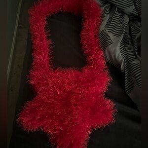 Red star fuzzy purse